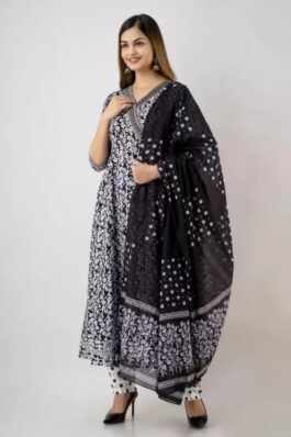 Trending Anarkali kurti set with cotton duppta